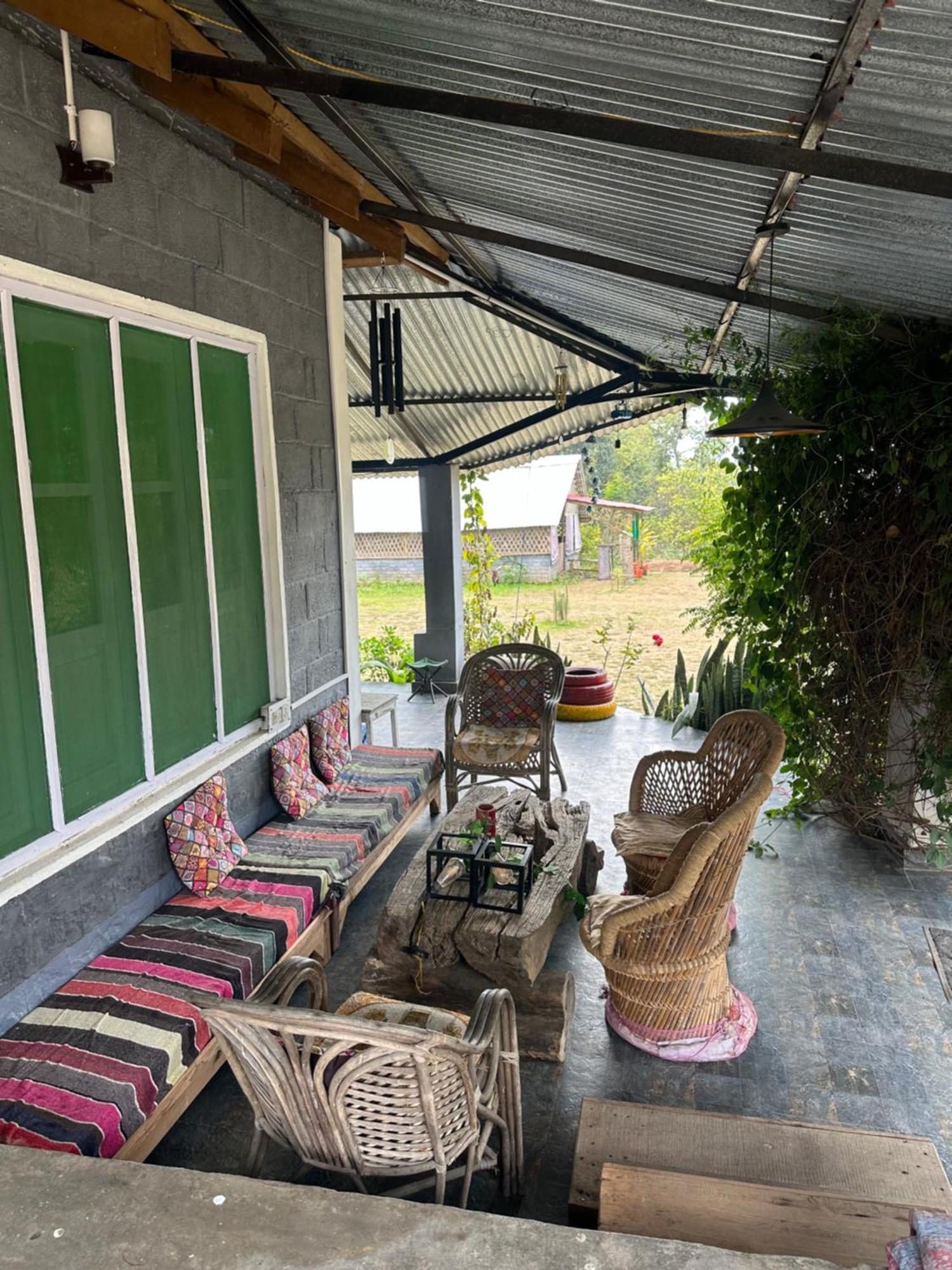 Dreamwoods A Travellers Farm Vandrehjem Dharamshala Eksteriør billede